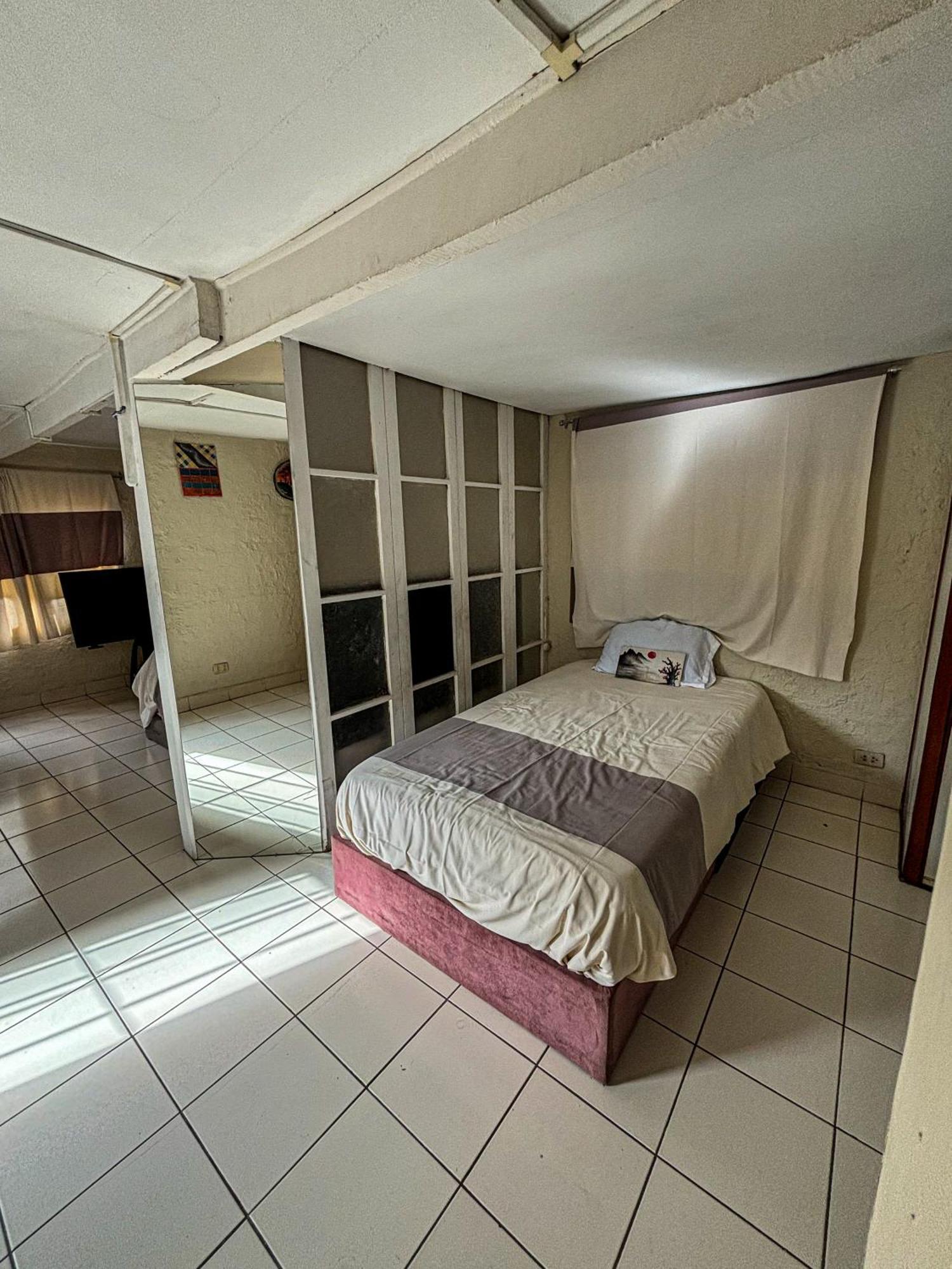 Hostel Colores Miraflores Lima Ngoại thất bức ảnh